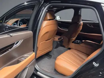 2023 Genesis G80 с пробегом 25 790 км