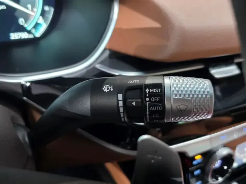 2023 Genesis G80 с пробегом 25 790 км