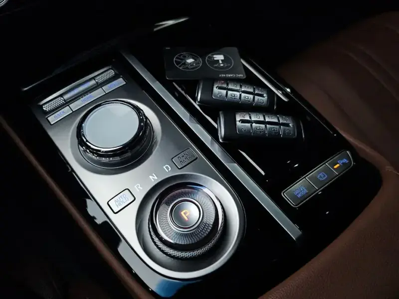 2023 Genesis G80 с пробегом 44 598 км