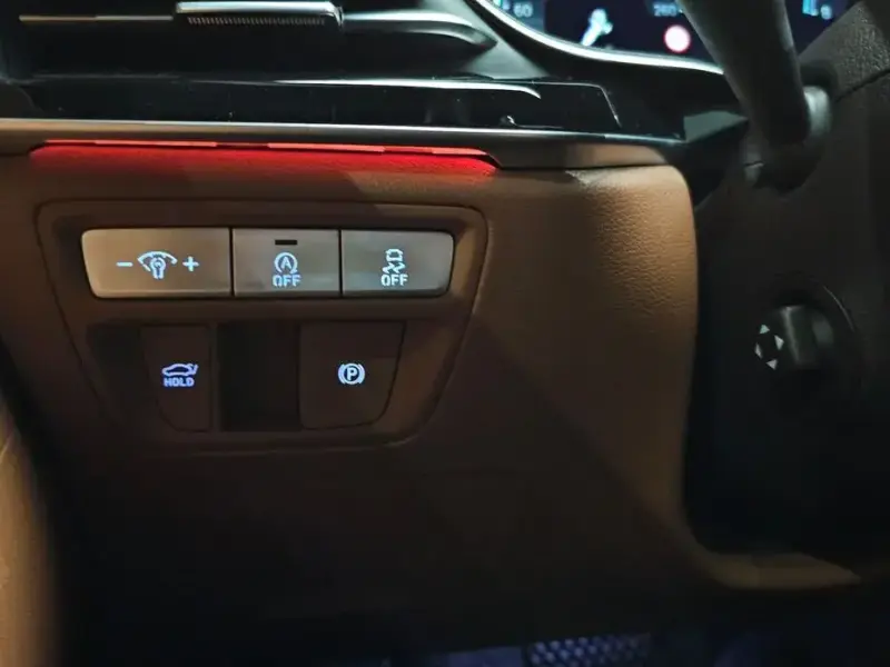 2023 Genesis G80 с пробегом 44 598 км