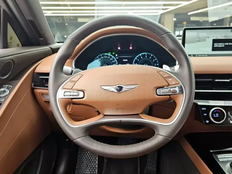 2023 Genesis G80 с пробегом 57 657 км