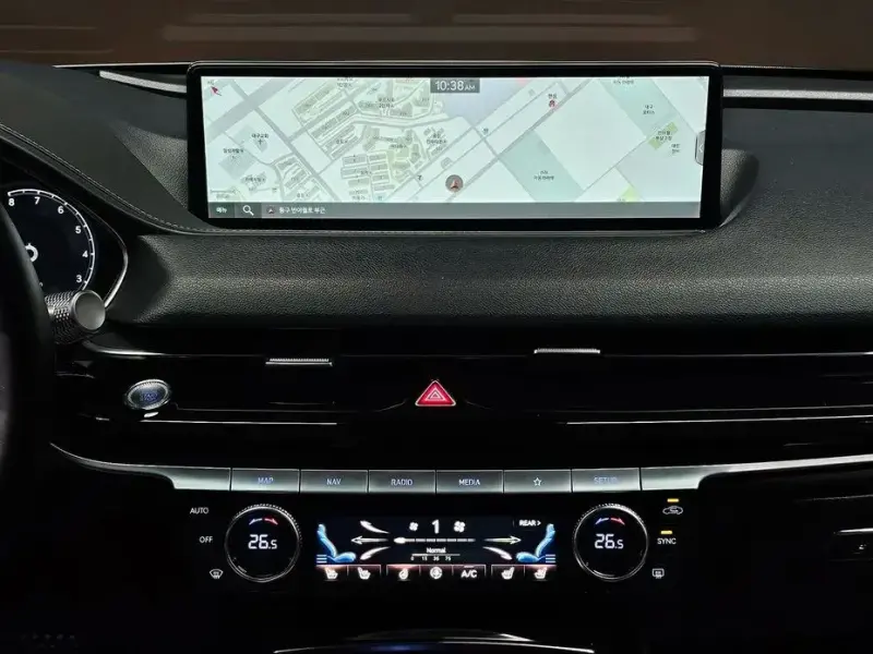 2023 Genesis G80 с пробегом 29 806 км
