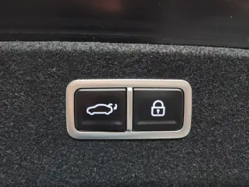2023 Genesis G80 с пробегом 40 575 км