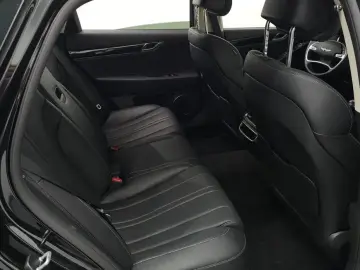 2023 Genesis G80 с пробегом 83 813 км
