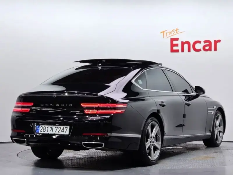 2023 Genesis G80 с пробегом 42 790 км