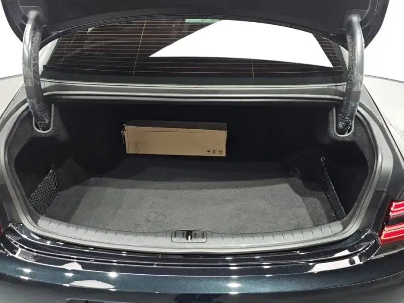 2023 Genesis G80 с пробегом 42 790 км