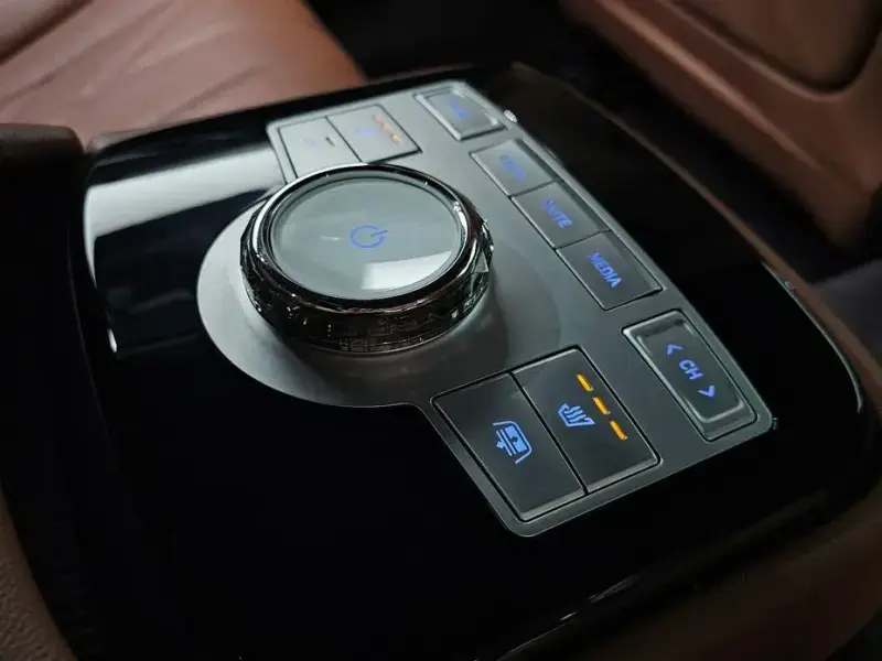 2023 Genesis G80 с пробегом 55 768 км