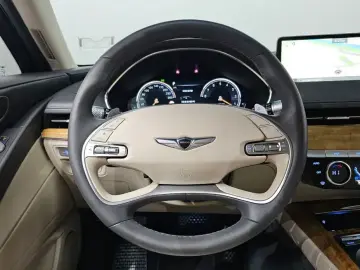 2023 Genesis G80 с пробегом 95 226 км