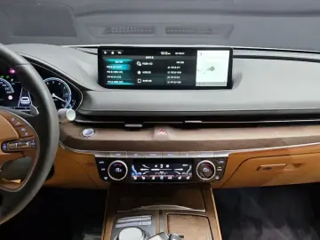 2023 Genesis G80 с пробегом 49 854 км