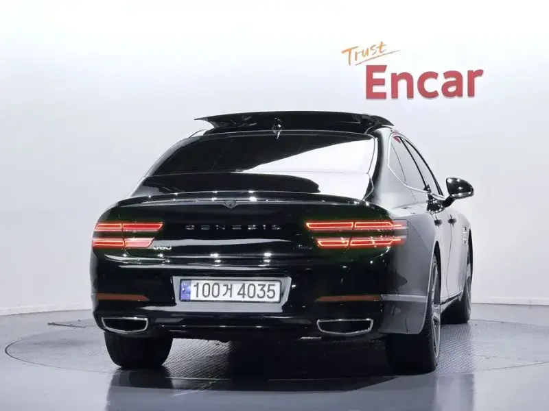2023 Genesis G80 с пробегом 44 575 км