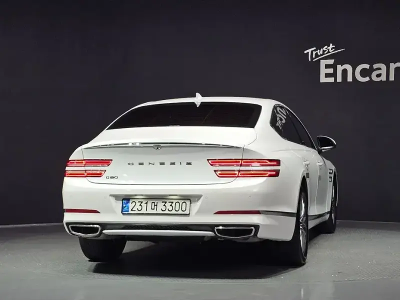 2023 Genesis G80 с пробегом 70 492 км