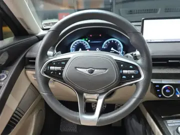 2023 Genesis G80 с пробегом 80 853 км