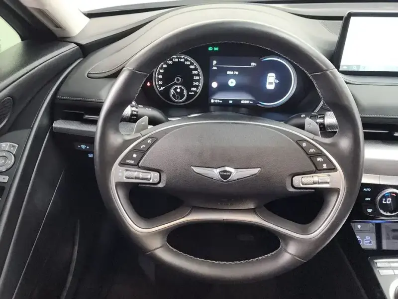 2023 Genesis G80 с пробегом 63 591 км