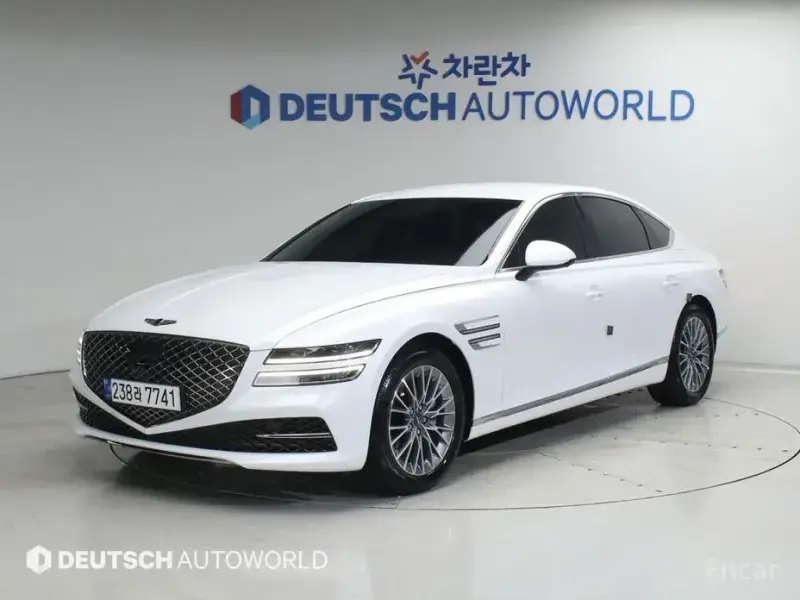 2023 Genesis G80 с пробегом 18 018 км