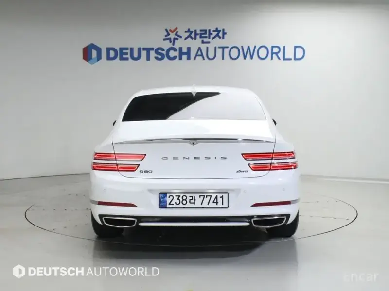 2023 Genesis G80 с пробегом 18 018 км