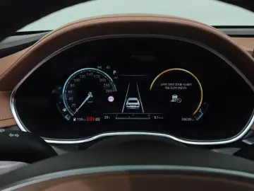 2023 Genesis G80 с пробегом 58 638 км
