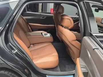 2023 Genesis G80 с пробегом 58 638 км