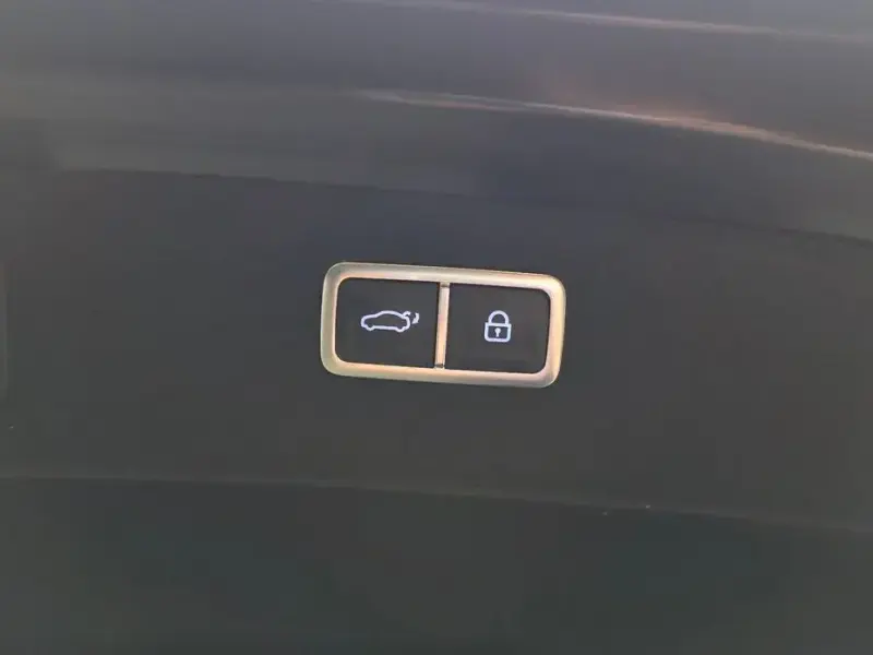 2023 Genesis G80 с пробегом 58 638 км