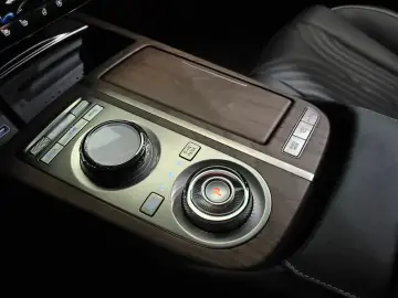 2023 Genesis G80 с пробегом 11 854 км
