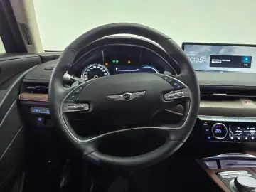2023 Genesis G80 с пробегом 11 854 км