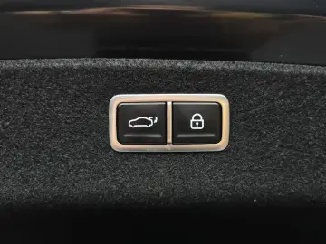 2023 Genesis G80 с пробегом 11 854 км