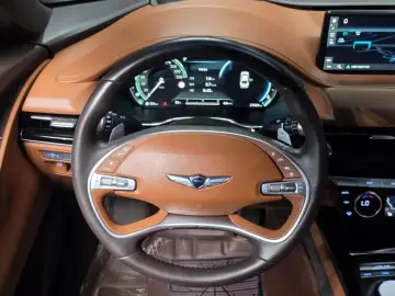 2023 Genesis G80 с пробегом 27 829 км