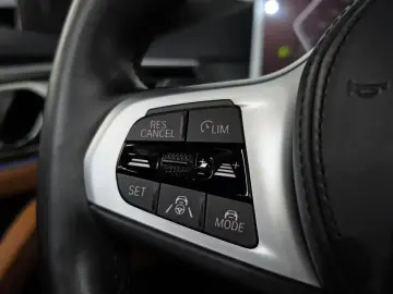 2022 BMW i4 с пробегом 56 797 км