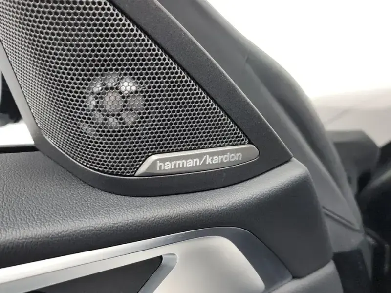 2022 BMW i4 с пробегом 53 769 км