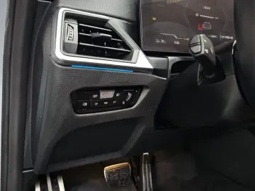 2023 BMW i4 с пробегом 24 393 км