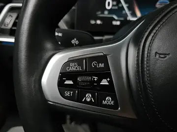 2023 BMW i4 с пробегом 24 393 км
