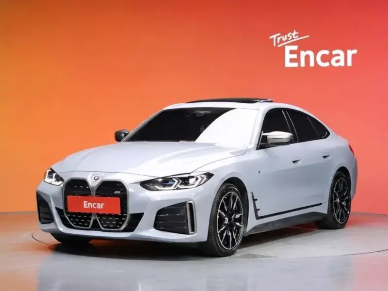 2022 BMW i4 с пробегом 49 431 км