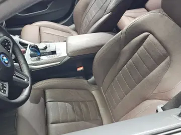 2022 BMW i4 с пробегом 49 431 км