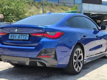 2023 BMW i4 с пробегом 33 000 км