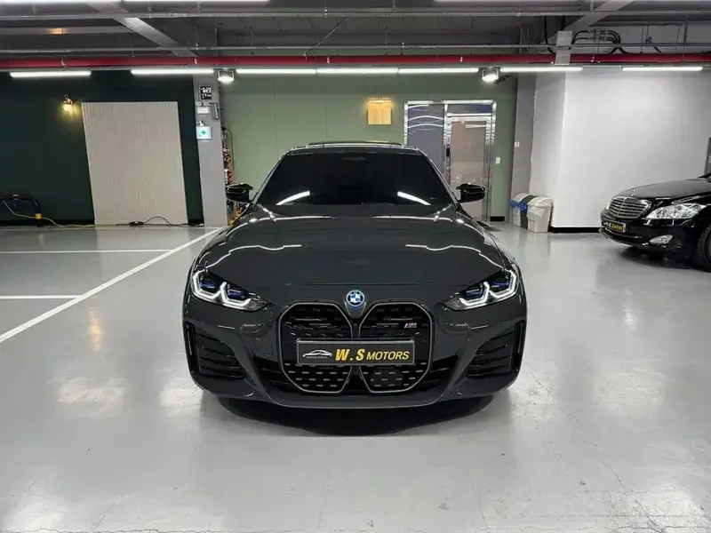 2023 BMW i4 с пробегом 63 013 км