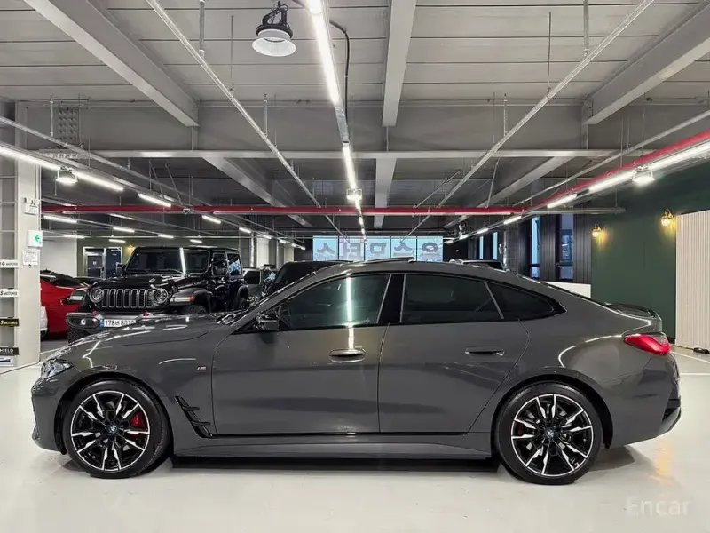2023 BMW i4 с пробегом 63 013 км