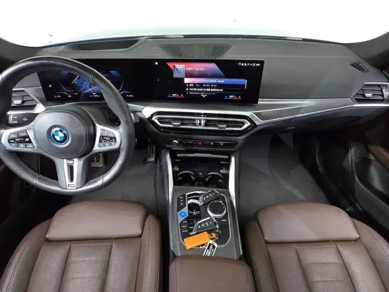 2023 BMW i4 с пробегом 41 770 км