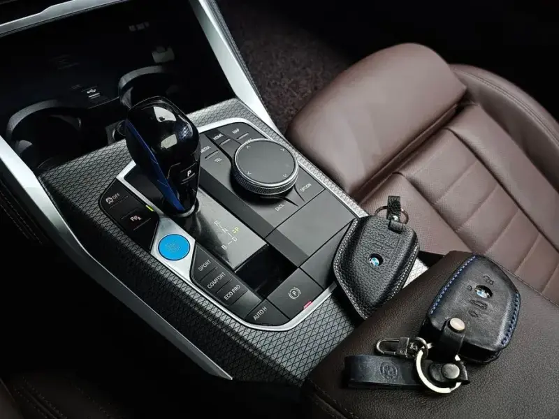 2023 BMW i4 с пробегом 24 766 км