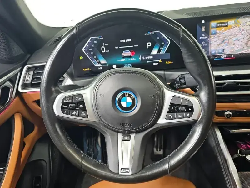 2022 BMW i4 с пробегом 63 207 км