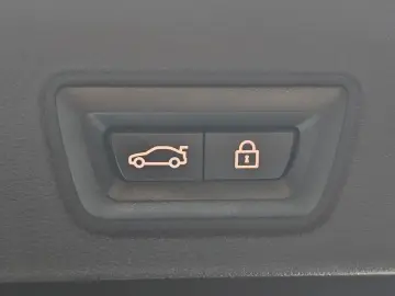 2022 BMW i4 с пробегом 63 207 км