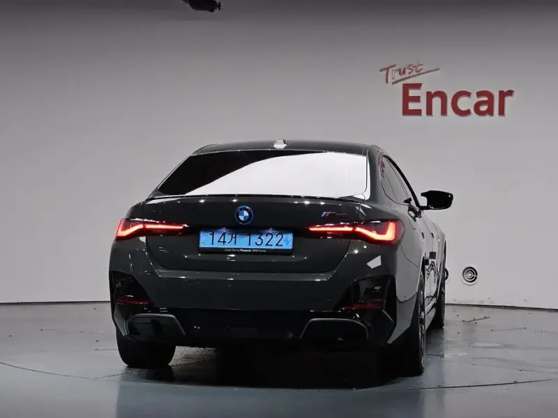2024 BMW i4 с пробегом 36 983 км