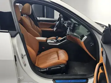 2022 BMW i4 с пробегом 63 207 км