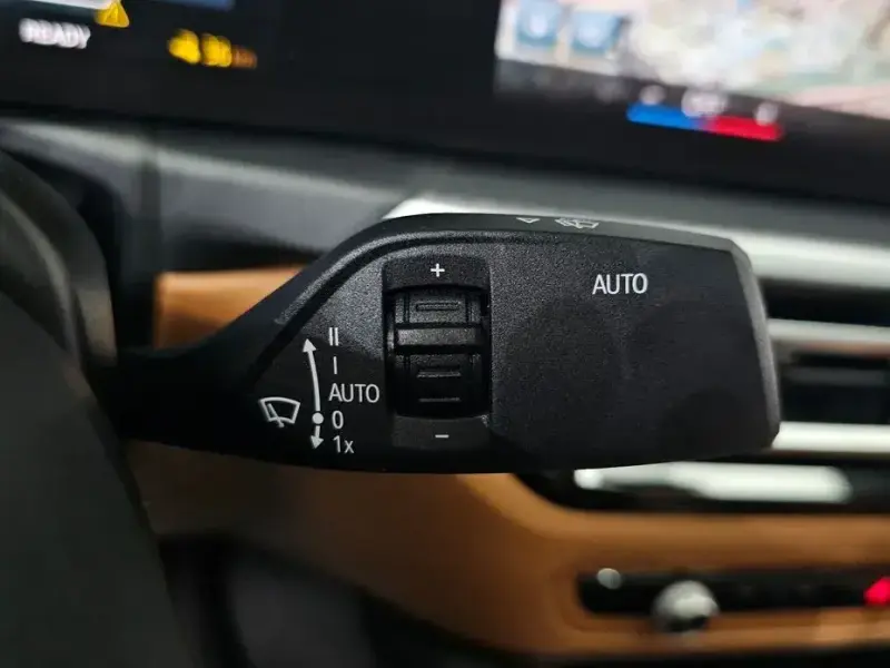 2022 BMW i4 с пробегом 63 207 км