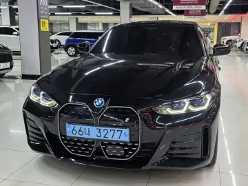 2023 BMW i4 с пробегом 40 573 км
