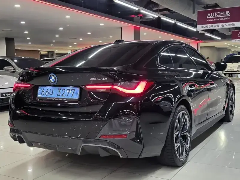 2023 BMW i4 с пробегом 40 573 км