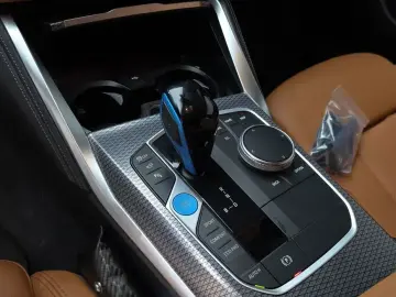 2022 BMW i4 с пробегом 127 939 км
