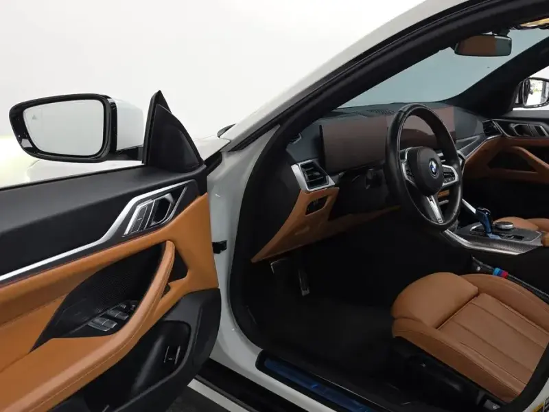 2022 BMW i4 с пробегом 127 939 км