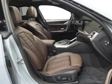 2025 BMW i4 с пробегом 4 446 км