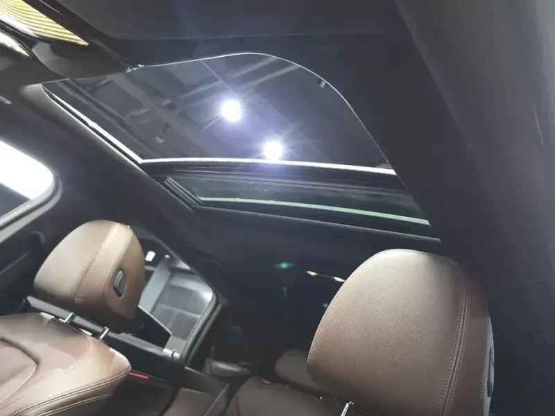 2025 BMW i4 с пробегом 4 446 км