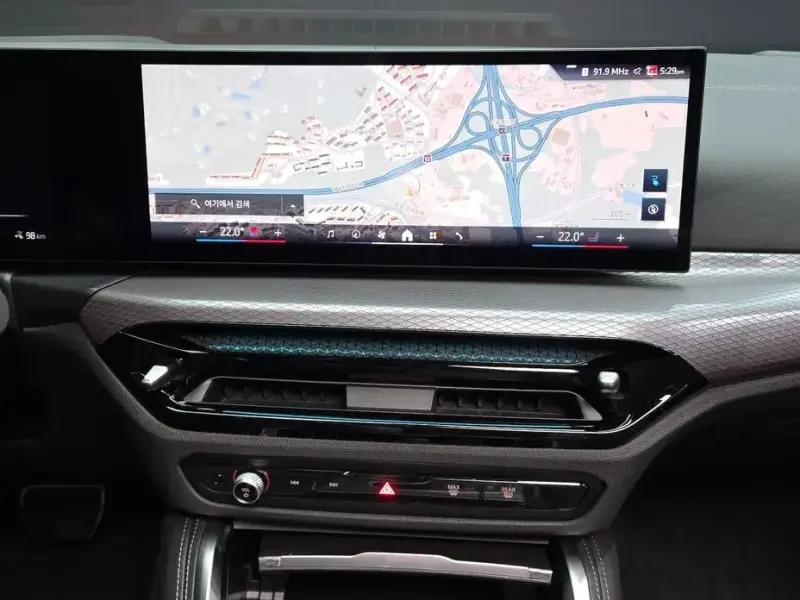 2025 BMW i4 с пробегом 17 183 км