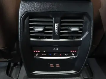 2025 BMW i4 с пробегом 12 780 км